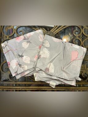 West Elm Green Cotton Organic Gray Pink White Ginkgo Leaves King Pillowcases